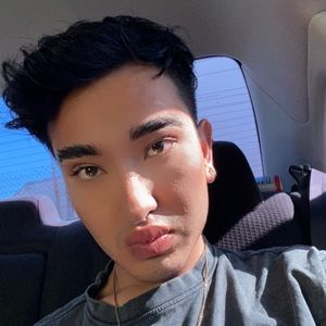 Meet your Posher, Efrain